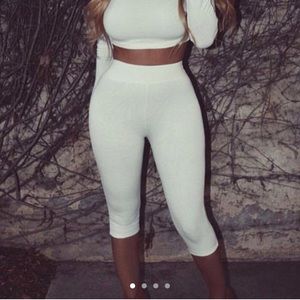 Naked Wardrobe Leggings